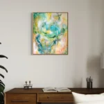 barevný abstraktní obraz nad stolem